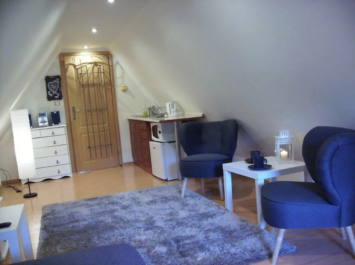 Apartment Apartamenty Domek Mysliwski Karpacz Polen